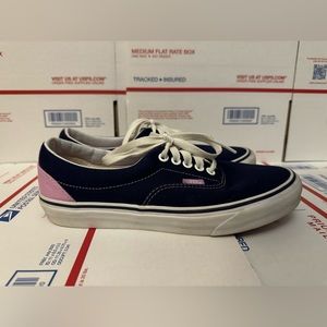 Women’s Vans Off The Wall Sneaker Shoes Slip On Canvas Size 8 Purple Pink